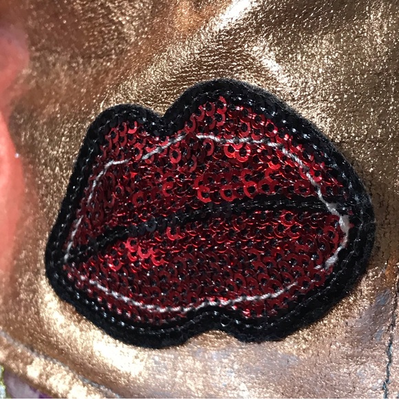 ANNA DRAY Creation Jennifer Lopez cropped flannel. Handmade fancy fabrics brooch - Picture 12 of 16